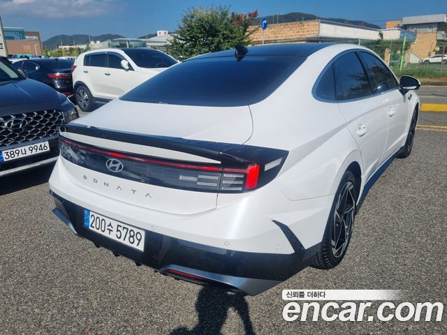 Hyundai Sonata Inspiration — пробег 7 500 км — фото 4 из 5