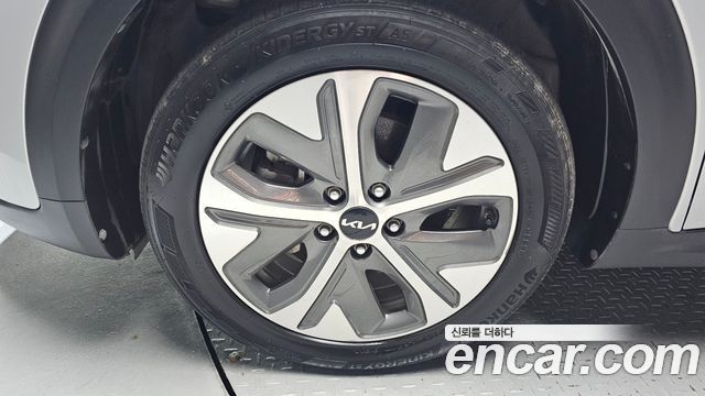Kia Niro Air — пробег 128 762 км — фото 5 из 5