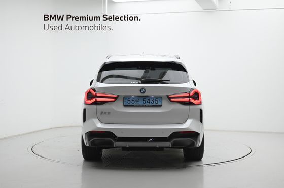BMW iX3 M Sports — пробег 74 241 км — фото 4 из 5