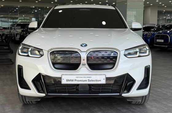 BMW iX3 M Sports — пробег 90 064 км — фото 3 из 5