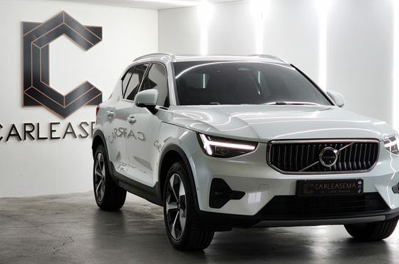 Volvo XC40 B4 Ultimate Bright — пробег 8 158 км — фото 1 из 5
