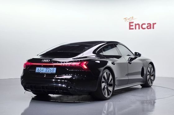 Audi e-tron GT GT quattro Premium — пробег 131 099 км — фото 2 из 5