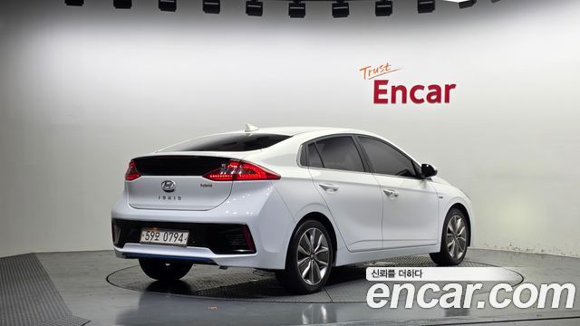 Hyundai Ioniq из Кореи Encar