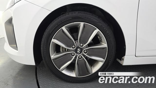 Hyundai Ioniq из Кореи Encar