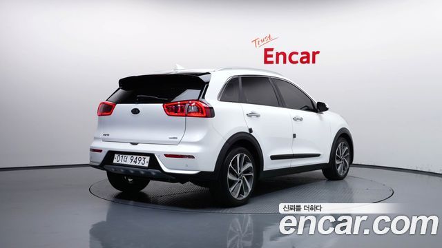 Kia Niro из Кореи Encar