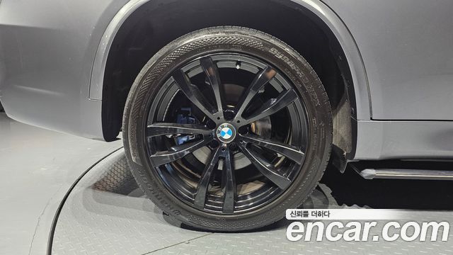 BMW X5 xDrive 40d — пробег 193 231 км — фото 5 из 5