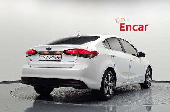 Kia K3 Diesel Trendy — пробег 175 375 км — фото 2 из 5