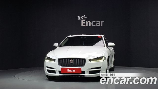 Jaguar XE 20d Prestige — пробег 155 184 км — фото 3 из 5