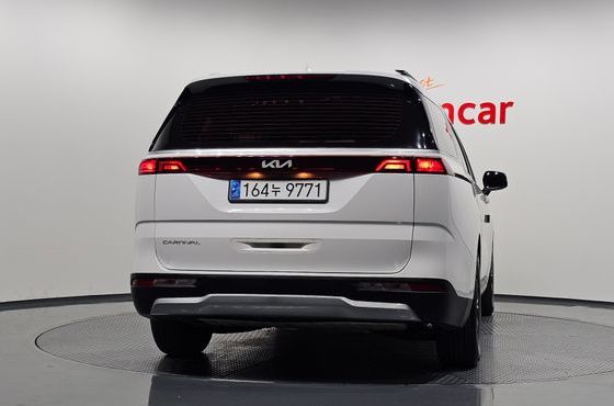 Kia Carnival Diesel 9-Seater Prestige — пробег 128 082 км — фото 4 из 5