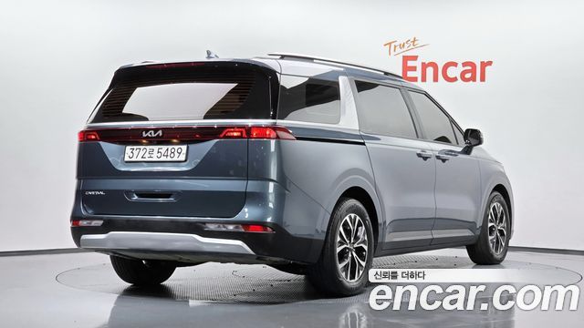 Kia Carnival Diesel 9-Seater Prestige — пробег 54 711 км — фото 2 из 5