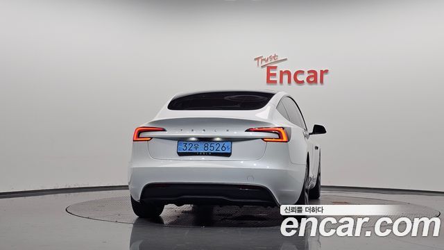 Tesla Model 3 Premium Long Range RWD — пробег 424 км — фото 4 из 5
