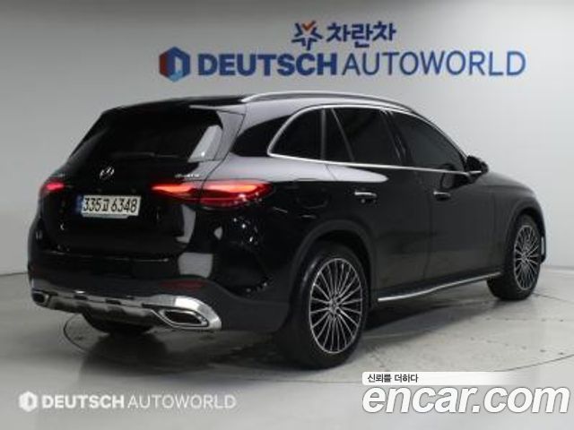 Mercedes-Benz GLC-Class GLC300 4MATIC AMG Line — пробег 38 000 км — фото 2 из 5