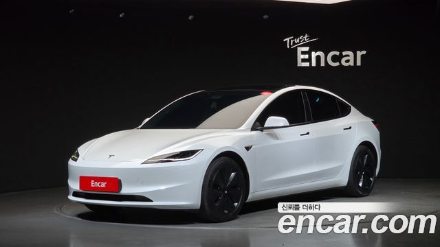 Tesla Model 3 Long Range AWD — пробег 51 101 км — фото 1 из 5