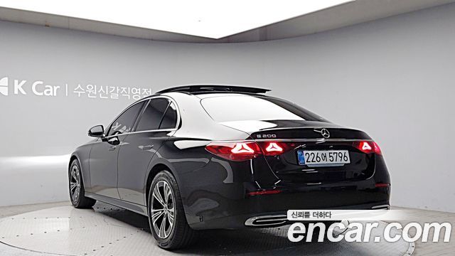Mercedes-Benz E-Class из Кореи Encar