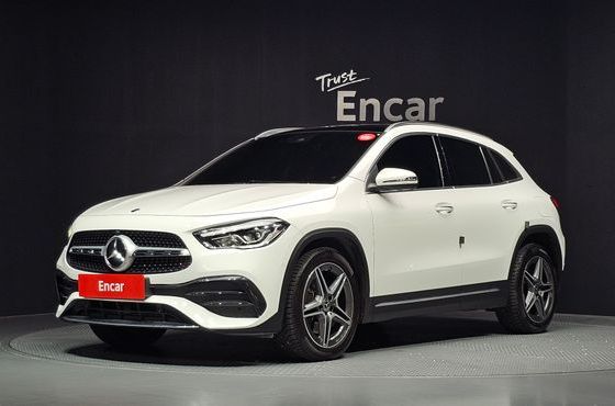Mercedes-Benz GLA-Class GLA250 4MATIC — пробег 44 579 км — фото 1 из 5