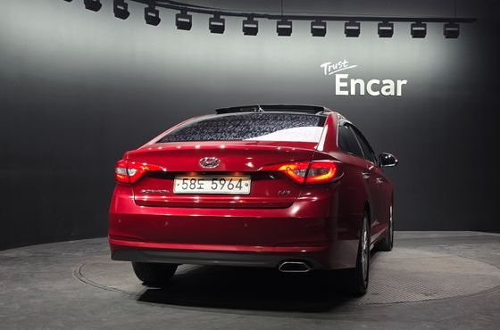 Hyundai Sonata LPI Premium — пробег 130 663 км — фото 4 из 5