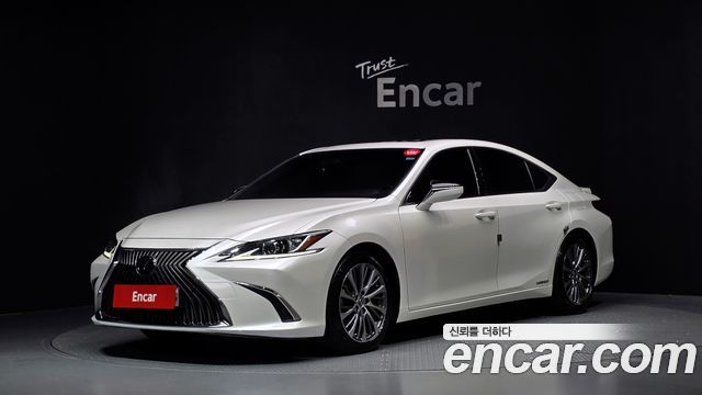 Lexus ES Luxury — пробег 67 184 км — фото 1 из 5