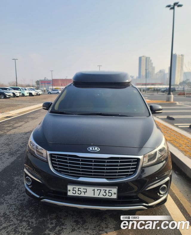 Kia Carnival 9-seater Hi-Limousine Prestige — пробег 279 900 км — фото 3 из 5