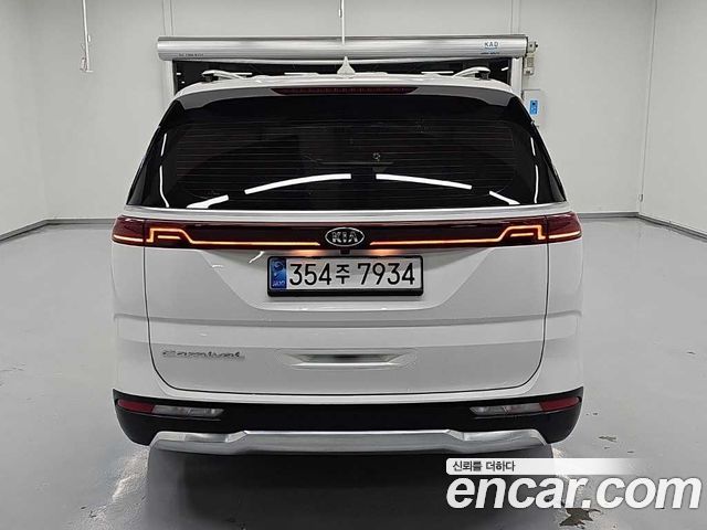 Kia Carnival Diesel 9-Seater Signature — пробег 29 387 км — фото 3 из 5