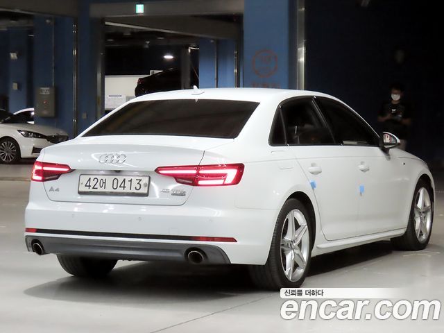 Audi A4 45 TFSI Quattro Sport — пробег 154 000 км — фото 2 из 5