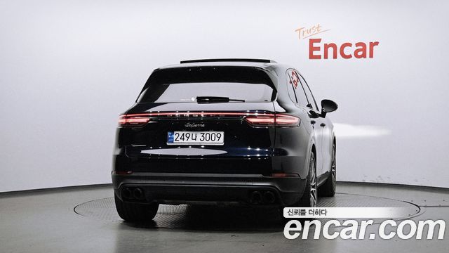 Porsche Cayenne 3.0 — пробег 90 876 км — фото 4 из 5
