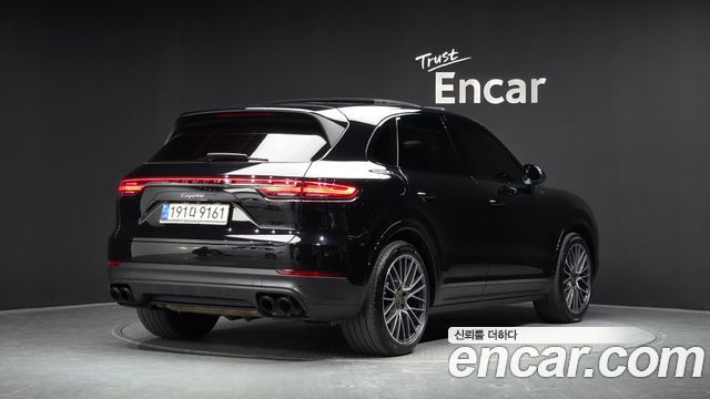 Porsche Cayenne 3.0 — пробег 124 501 км — фото 2 из 5