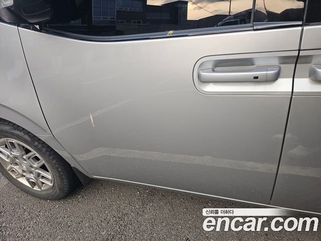 Hyundai Staria Cargo 5-Seater Modern — пробег 50 400 км — фото 3 из 5