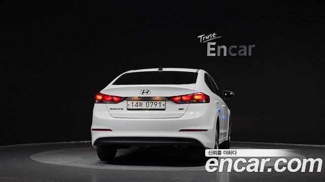Hyundai AVANTE из Кореи Encar