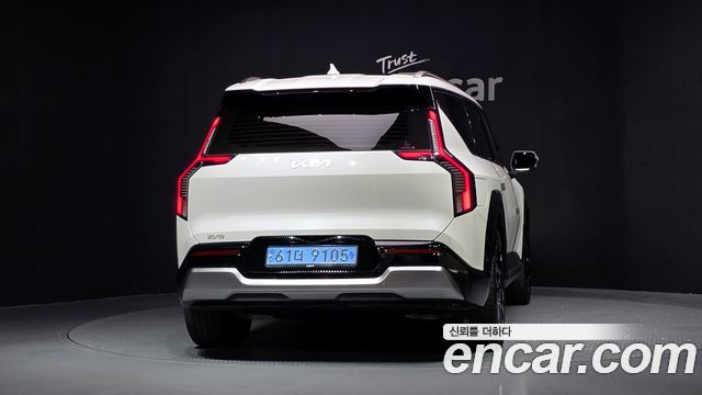Kia EV9 Long Range 4WD Earth — пробег 33 419 км — фото 4 из 5