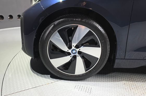 BMW i3 LUX — пробег 71 775 км — фото 5 из 5