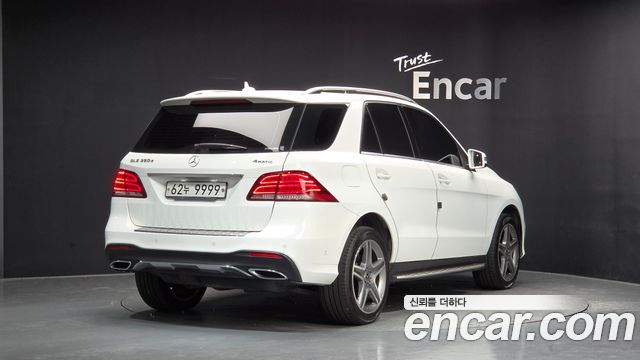 Mercedes-Benz GLE-Class GLE350 d 4MATIC — пробег 146 505 км — фото 2 из 5