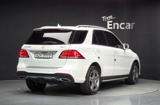 Mercedes-Benz GLE-Class GLE350 d 4MATIC — пробег 146 505 км — фото 2 из 5