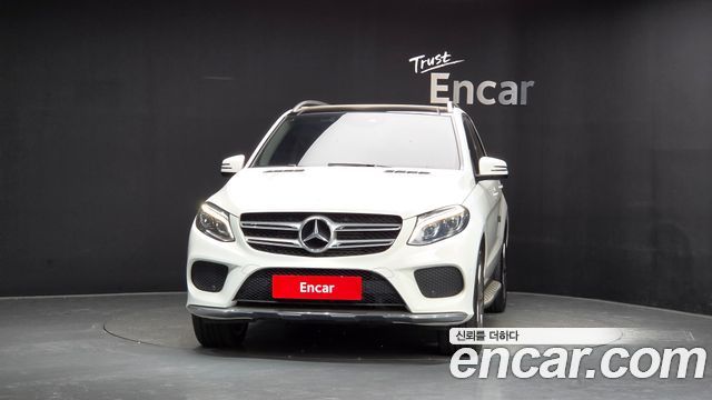 Mercedes-Benz GLE-Class GLE350 d 4MATIC — пробег 146 505 км — фото 3 из 5