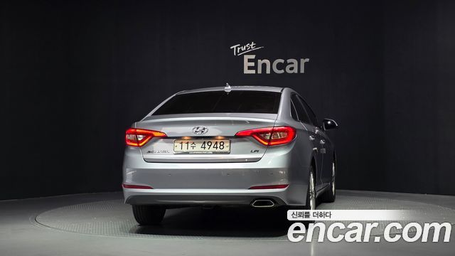 Hyundai Sonata LPI Premium Special — пробег 111 553 км — фото 4 из 5