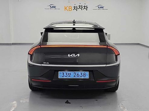Kia EV6 Long Range 4WD Air — пробег 97 228 км — фото 3 из 5