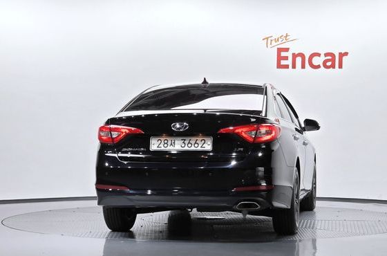Hyundai Sonata LPI Premium — пробег 231 301 км — фото 4 из 5