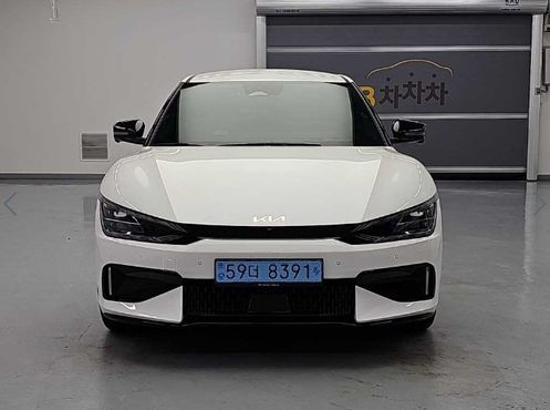 Kia EV6 GT 4WD — пробег 26 178 км — фото 3 из 5