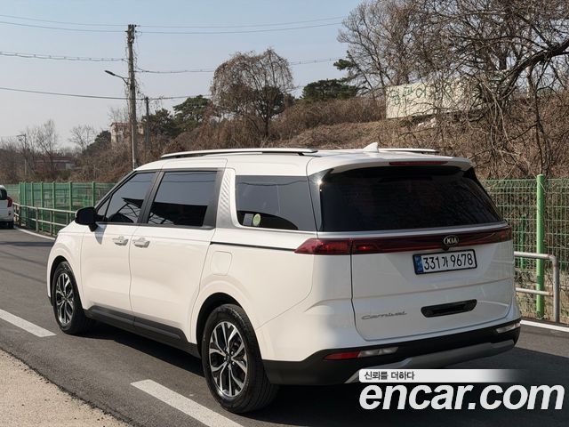 Kia Carnival Diesel 9-Seater Prestige — пробег 47 992 км — фото 4 из 5
