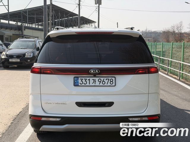 Kia Carnival Diesel 9-Seater Prestige — пробег 47 992 км — фото 5 из 5