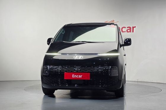 Hyundai Staria Cargo 5-Seater Modern — пробег 14 855 км — фото 3 из 5