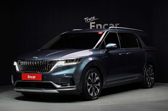 Kia Carnival Diesel 7-Seater Signature — пробег 79 966 км — фото 1 из 5