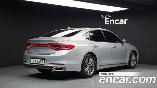 Hyundai Grandeur из Кореи Encar