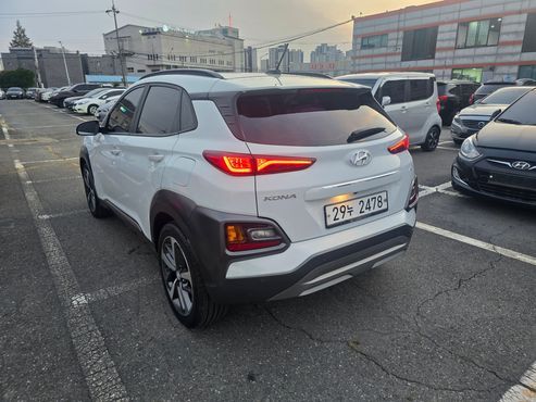 Hyundai Kona 1.6 Turbo 2WD Premium — пробег 133 106 км — фото 2 из 5