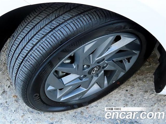 Hyundai AVANTE 1.6 Modern — пробег 20 180 км — фото 5 из 5