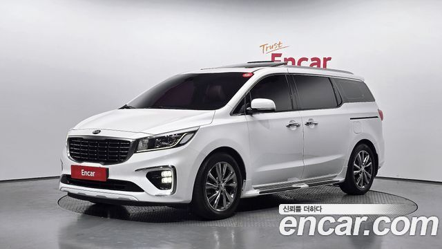 Kia Carnival 9-Seater Prstige — пробег 147 070 км — фото 1 из 5