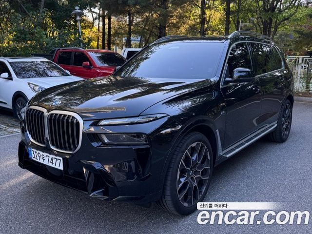 BMW X7 xDrive 40d M Sport 6STR — пробег 5 100 км — фото 1 из 5