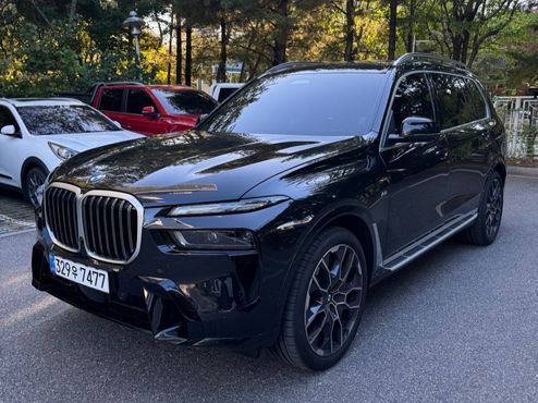BMW X7 xDrive 40d M Sport 6STR — пробег 5 100 км — фото 1 из 5