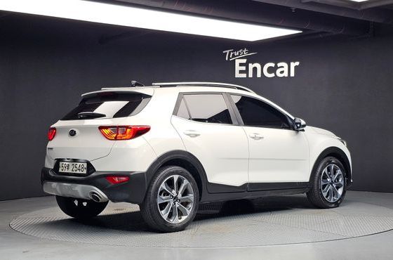 Kia Stonic Diesel 1.6 Prestige — пробег 171 890 км — фото 2 из 5