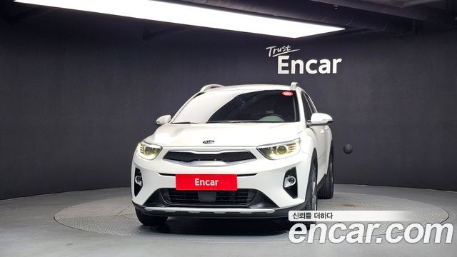 Kia Stonic Diesel 1.6 Prestige — пробег 171 890 км — фото 3 из 5