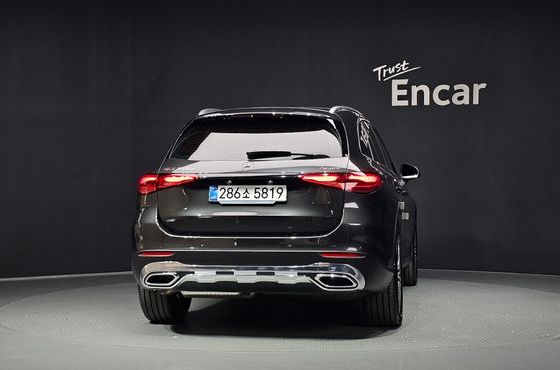 Mercedes-Benz GLC-Class GLC220 d 4MATIC — пробег 5 619 км — фото 4 из 5